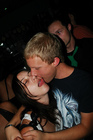 Thumb-hetero love
